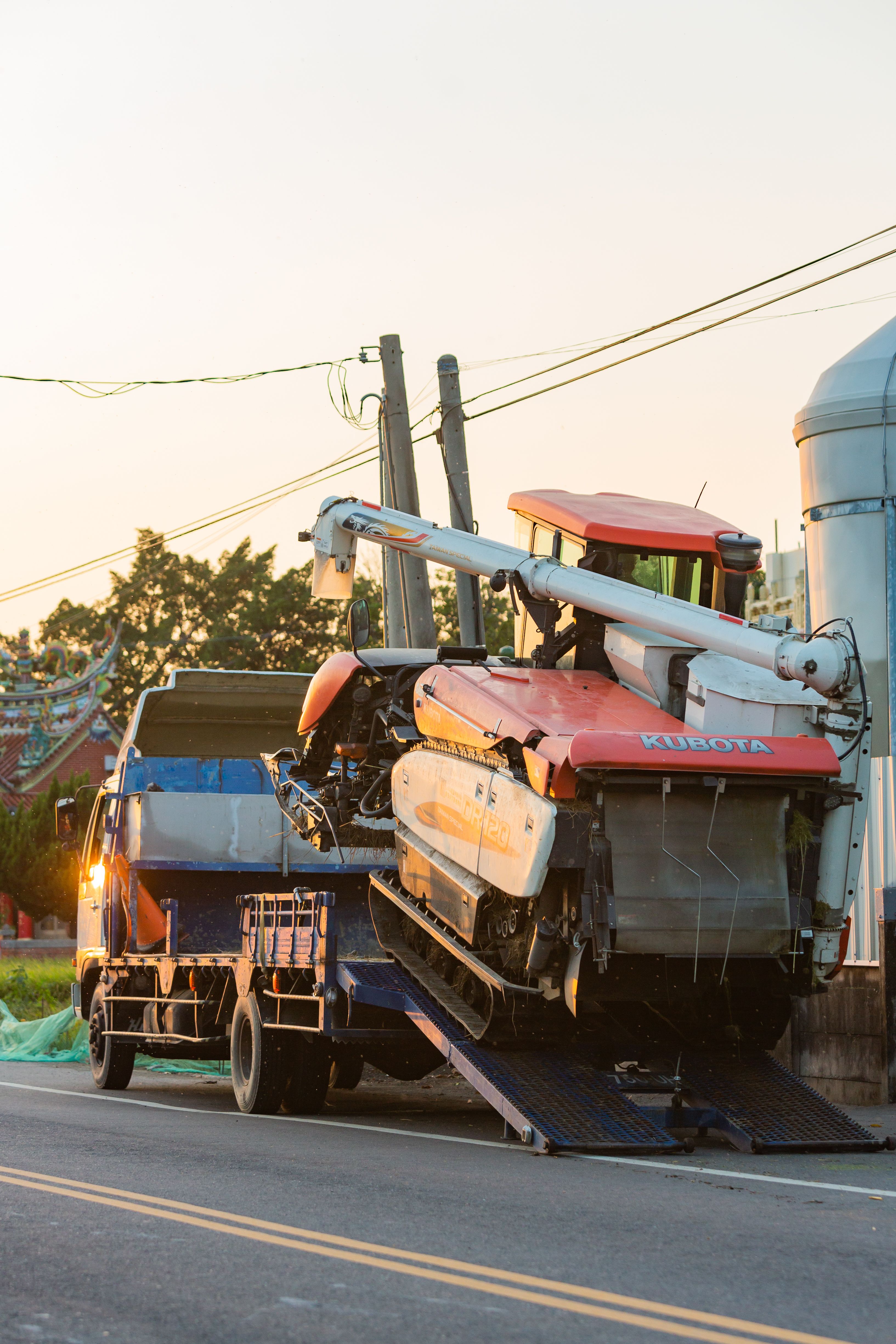 Commercial vehicle towing